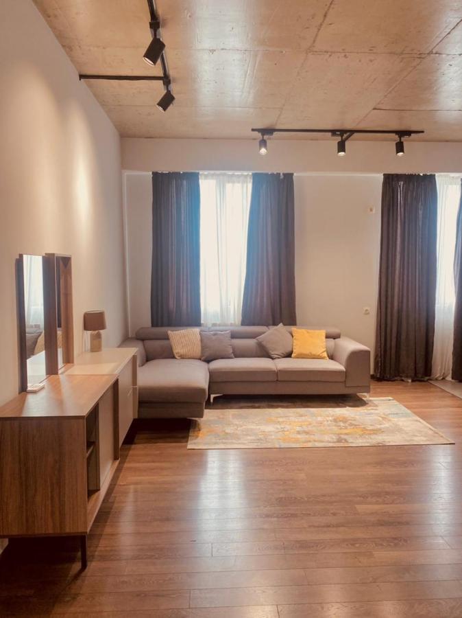 Apartment Sixteen Tbilisi Ngoại thất bức ảnh