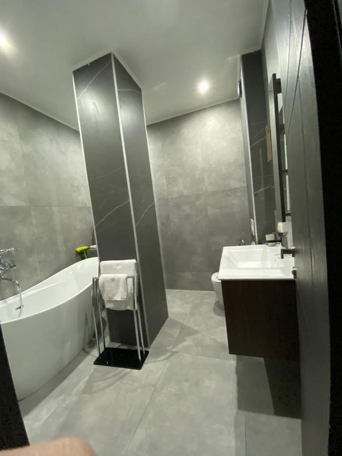 Apartment Sixteen Tbilisi Ngoại thất bức ảnh