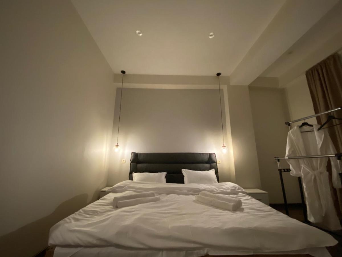 Apartment Sixteen Tbilisi Ngoại thất bức ảnh