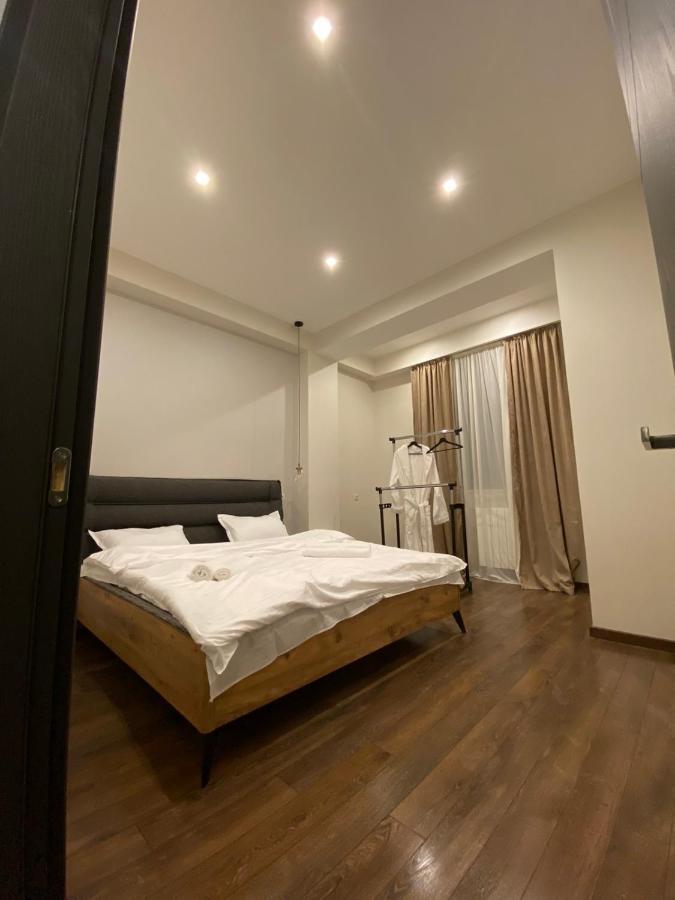 Apartment Sixteen Tbilisi Ngoại thất bức ảnh