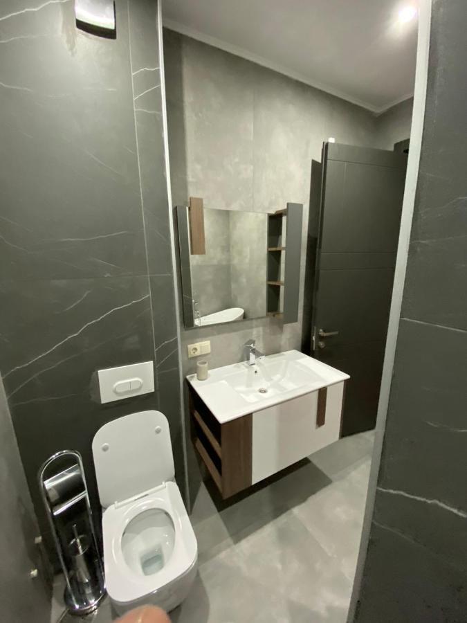 Apartment Sixteen Tbilisi Ngoại thất bức ảnh