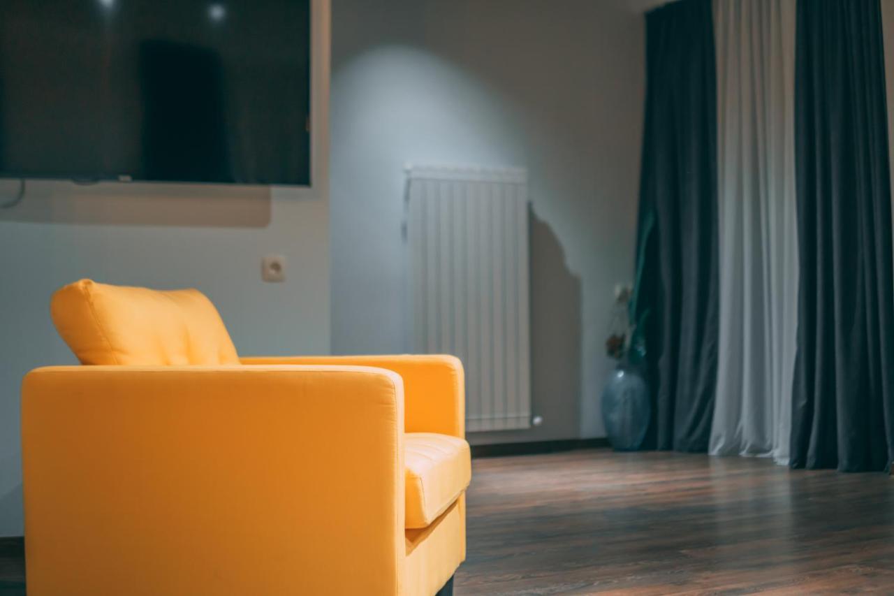 Apartment Sixteen Tbilisi Ngoại thất bức ảnh