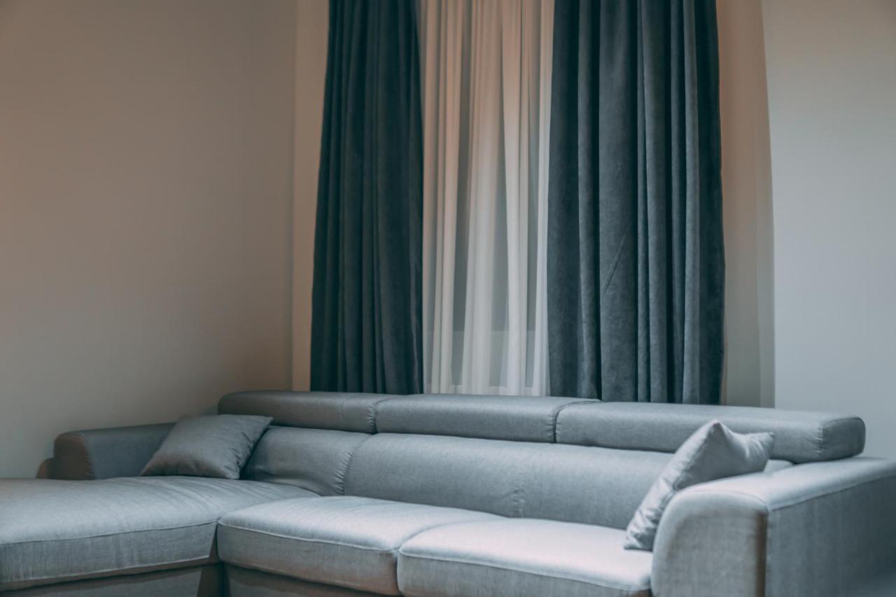 Apartment Sixteen Tbilisi Ngoại thất bức ảnh