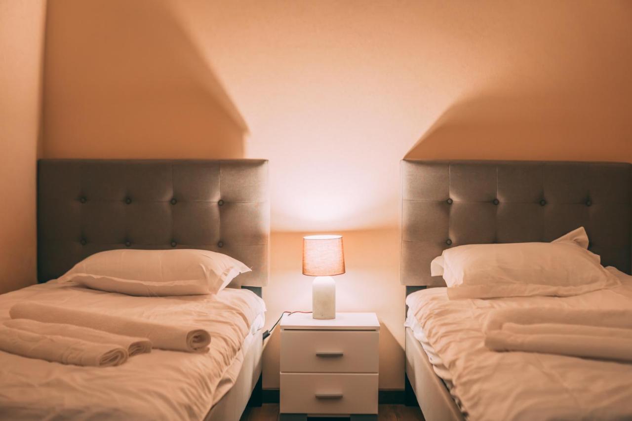 Apartment Sixteen Tbilisi Ngoại thất bức ảnh