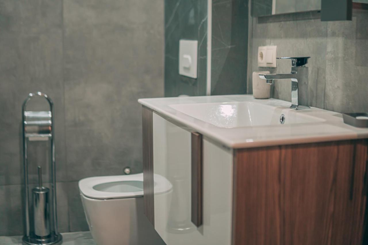 Apartment Sixteen Tbilisi Ngoại thất bức ảnh