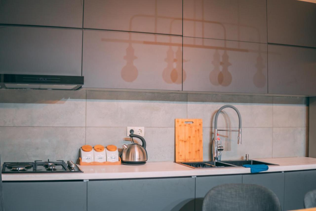 Apartment Sixteen Tbilisi Ngoại thất bức ảnh